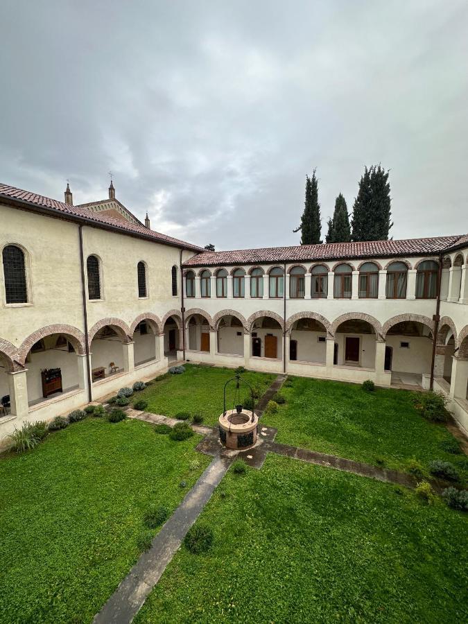 Domus San Bernardino Bed and Breakfast Verona Buitenkant foto