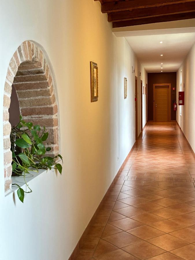 Domus San Bernardino Bed and Breakfast Verona Buitenkant foto
